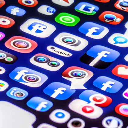 L'IA révolutionne la publicité sur les réseaux sociaux - Keybe KB: