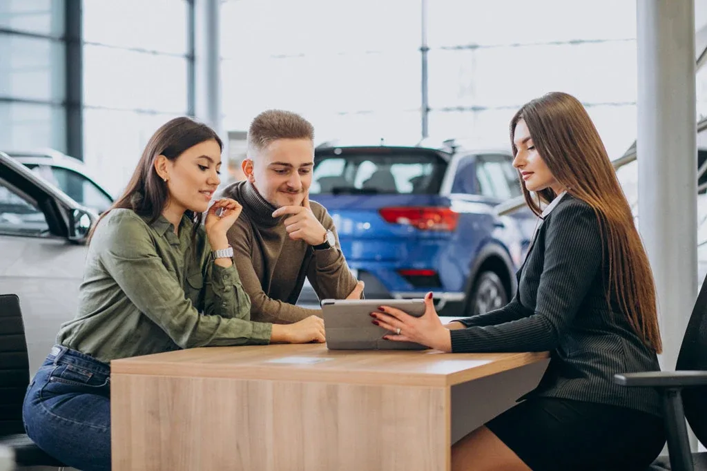 Améliorer les ventes automobiles grâce au suivi | Keybe