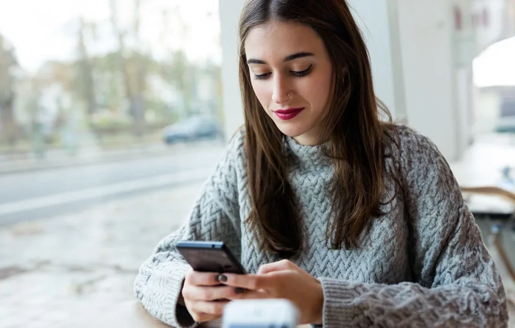 SMS Email o WhatsApp- ¿Cuál tiene mejor engagement? BIKY Keybe