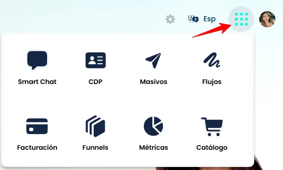 Menú superior de Biky con accesos a configuración, cambio de idioma y módulos Keybe AI